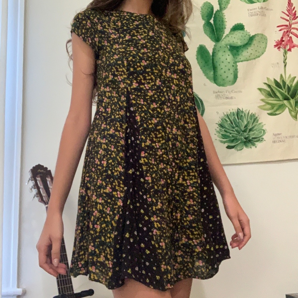 Zara floral romper - Picture 1 of 2